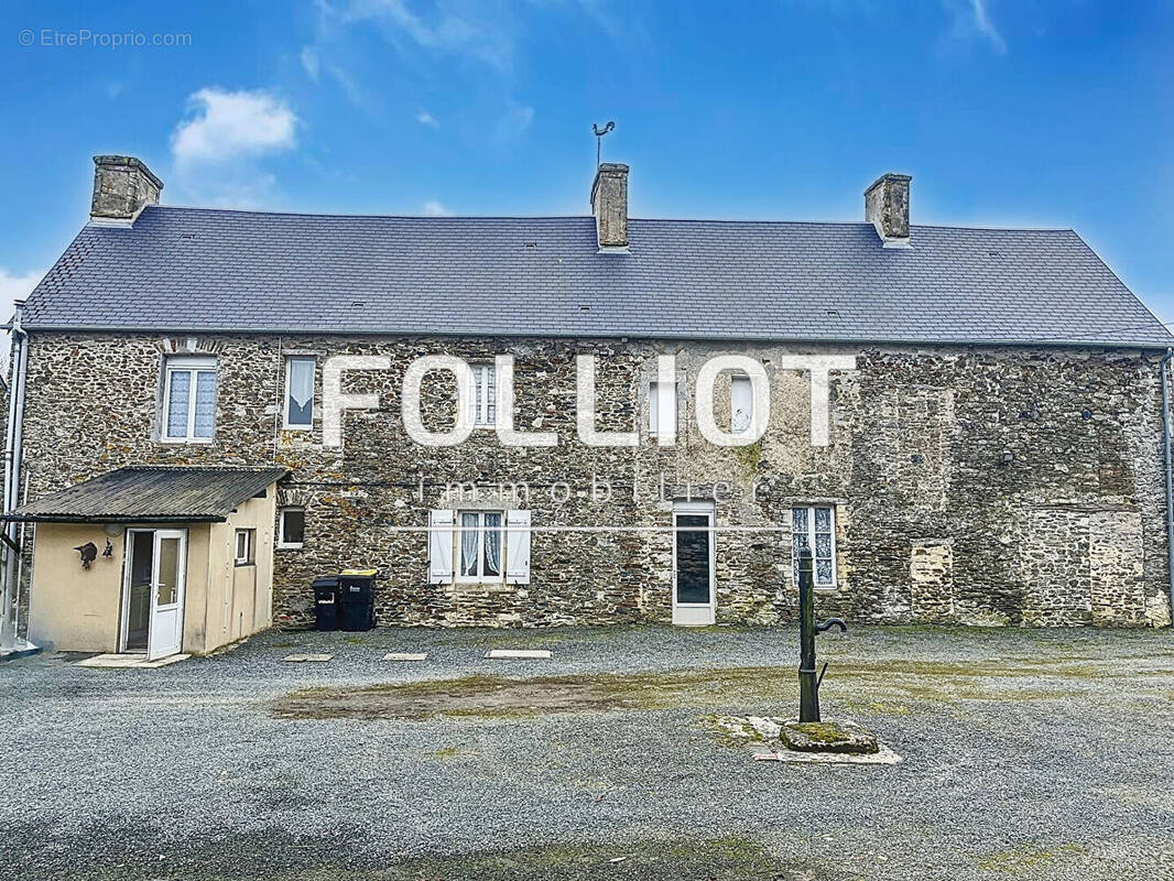 Maison à BALLEROY