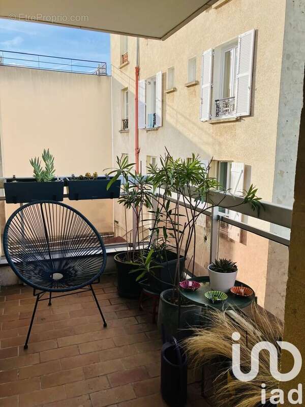 Photo 8 - Appartement à SURESNES