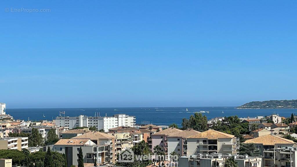 Vue mer panoramique, dernier étage au calme absolu. - Appartement à SAINTE-MAXIME