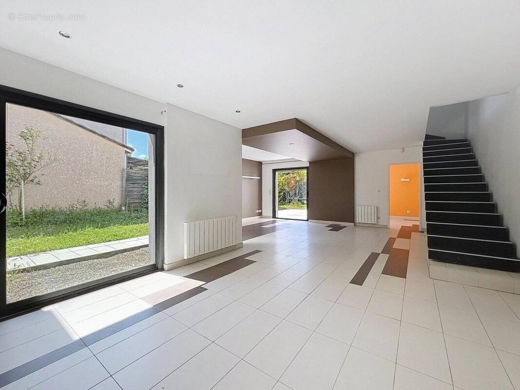 Photo 1 - Maison à CASTELMAUROU