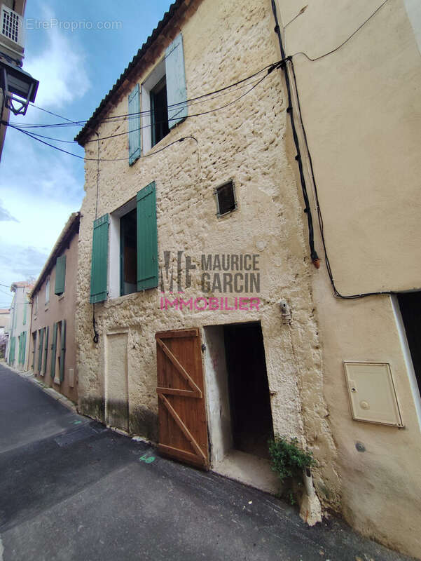 Maison à MONTEUX