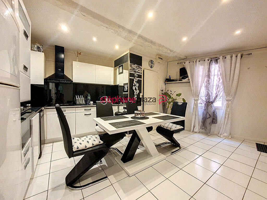 Appartement à FAYENCE