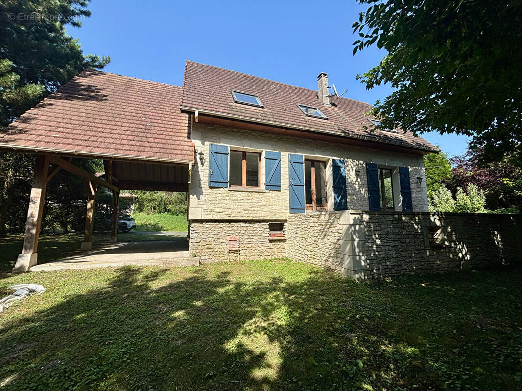 Maison à SAINT-CLAIR-SUR-EPTE
