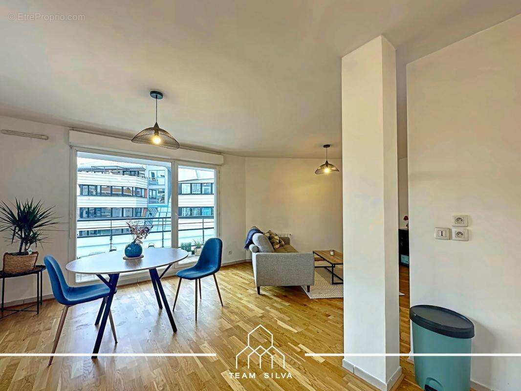 Appartement à LYON-8E