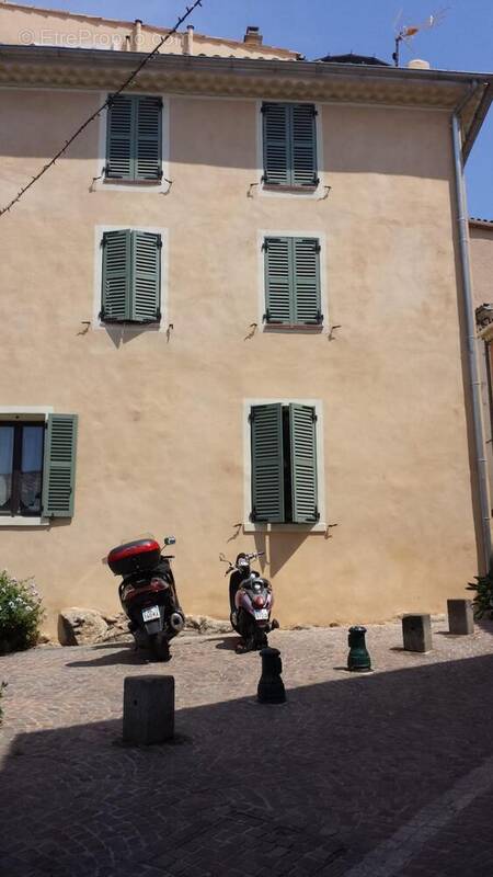Photo 1 - Appartement à LA GARDE