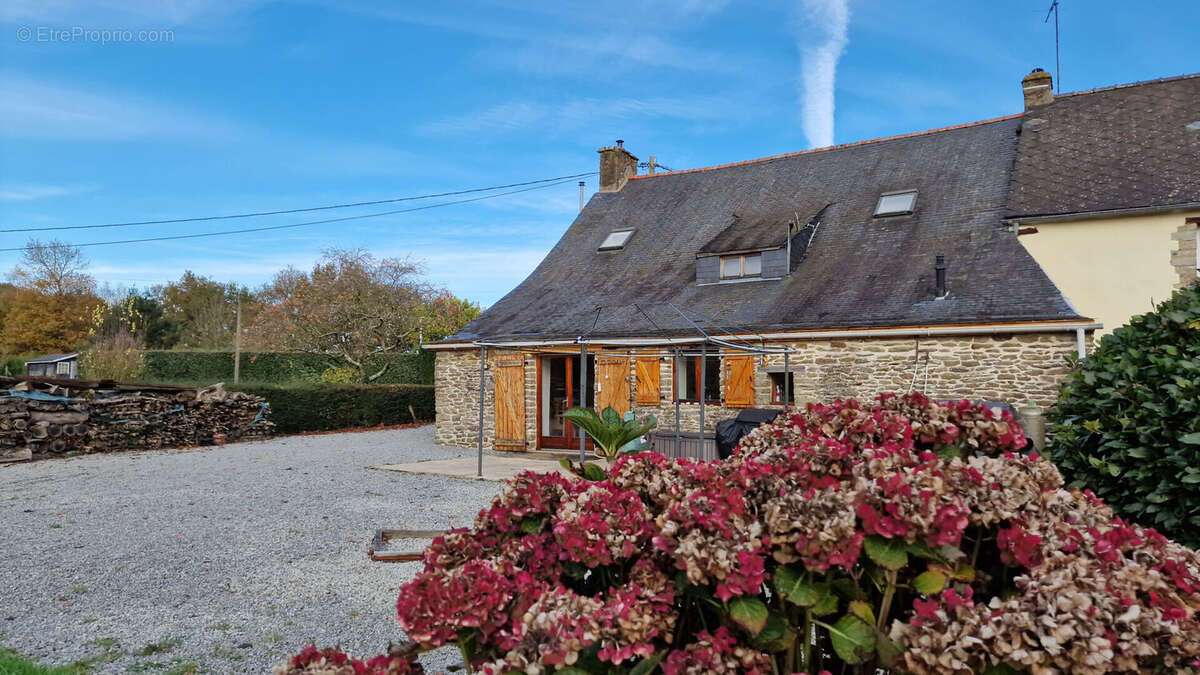 Maison à JOSSELIN
