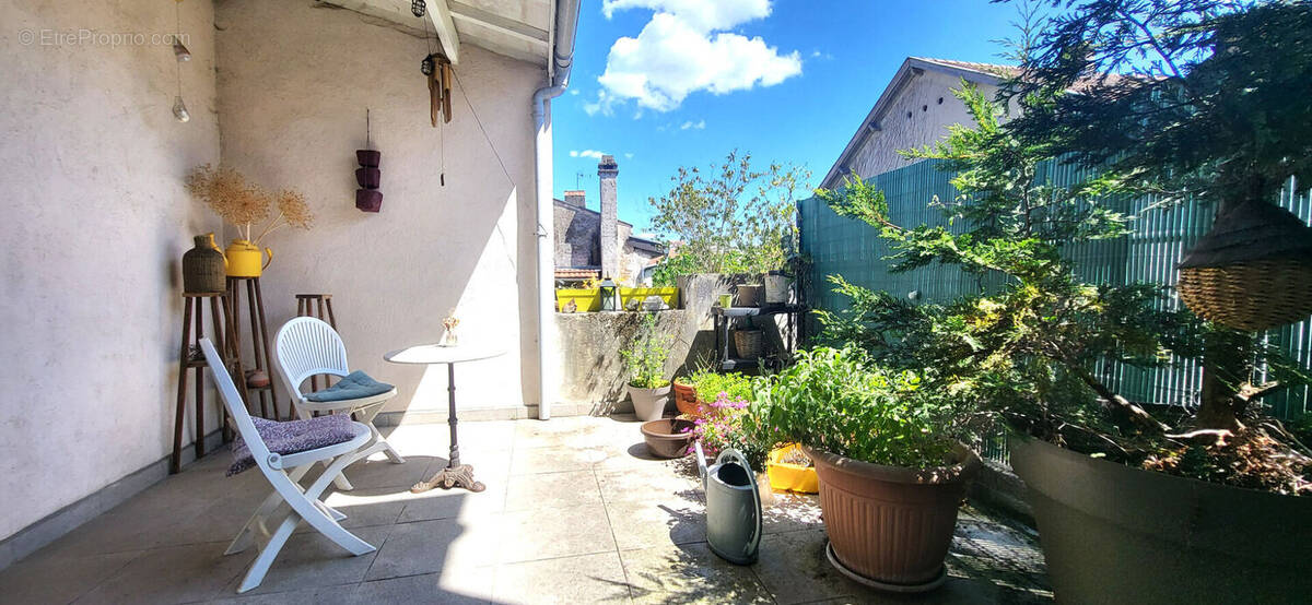 Maison à ARS-SUR-MOSELLE