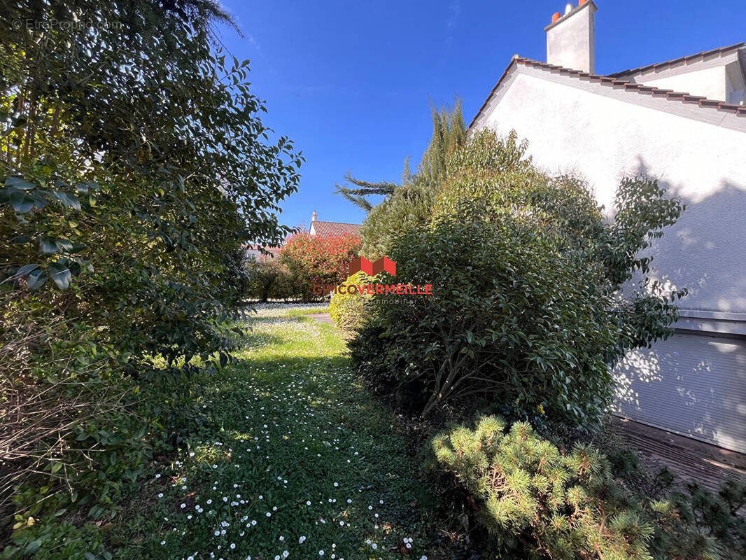 Maison à CROISSY-SUR-SEINE