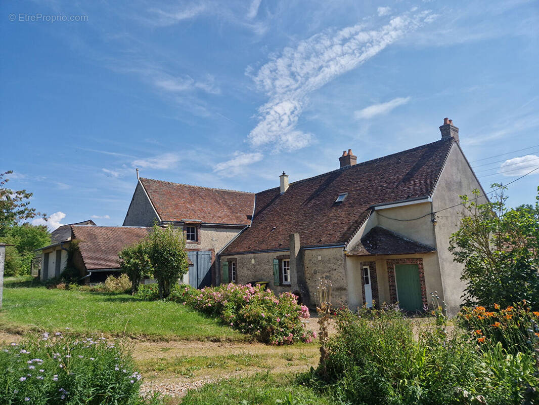 Maison à MANOU