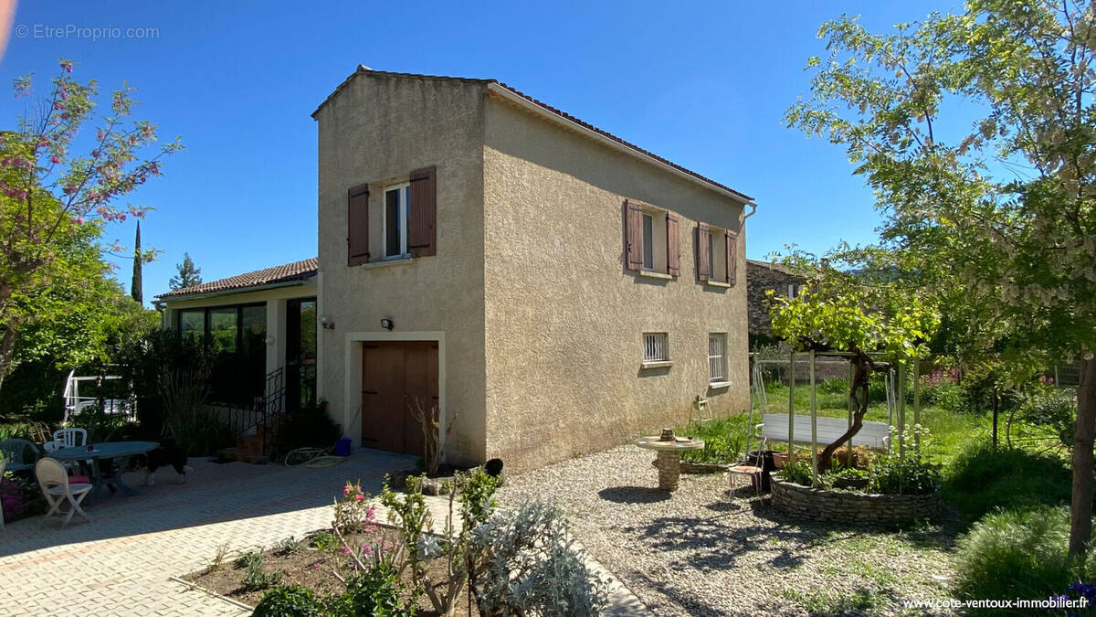 Maison à VAISON-LA-ROMAINE
