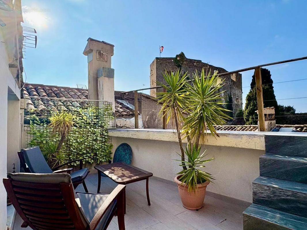 Maison à ROQUEBRUNE-CAP-MARTIN