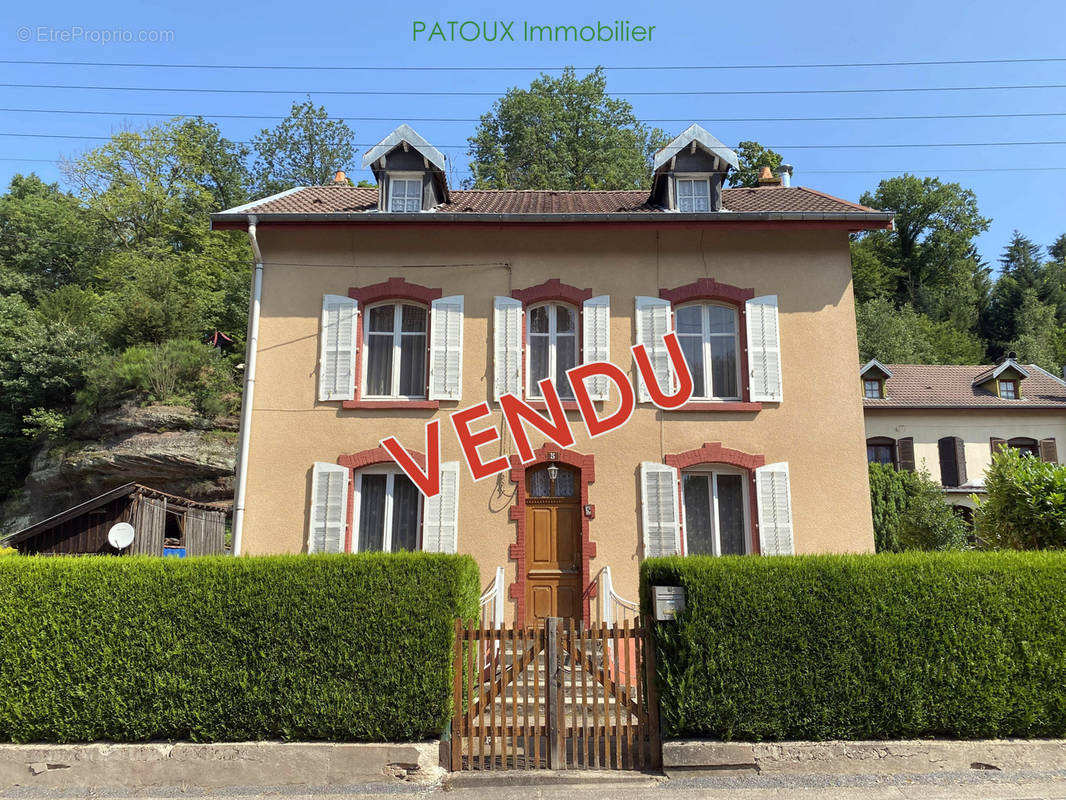 Maison à VAL-ET-CHATILLON