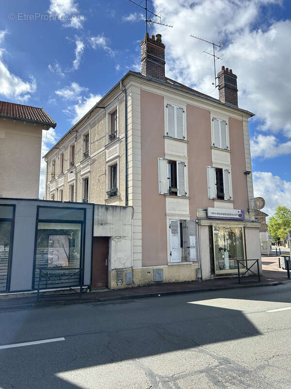 Appartement à SAINT-REMY-LES-CHEVREUSE