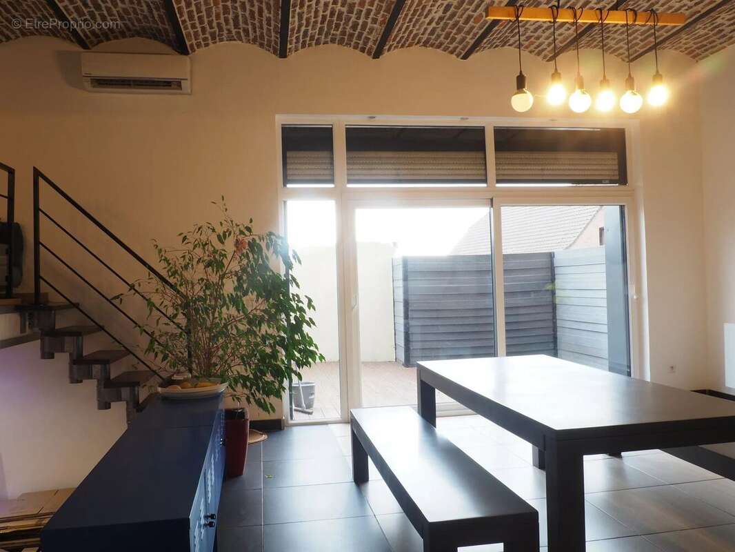 Appartement à MAING