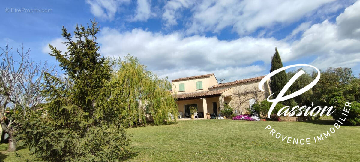 Maison à MAUSSANE-LES-ALPILLES