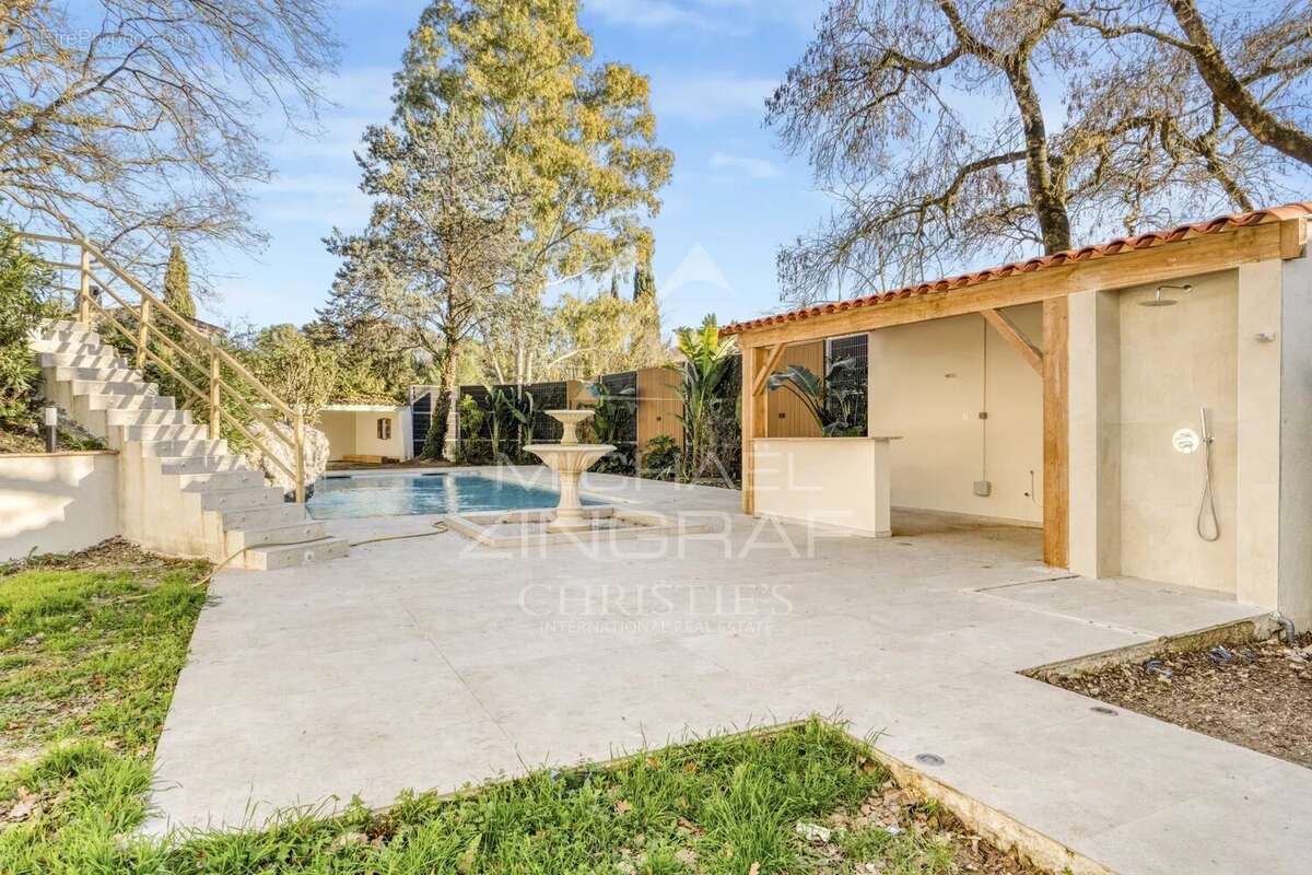 Maison à MOUGINS