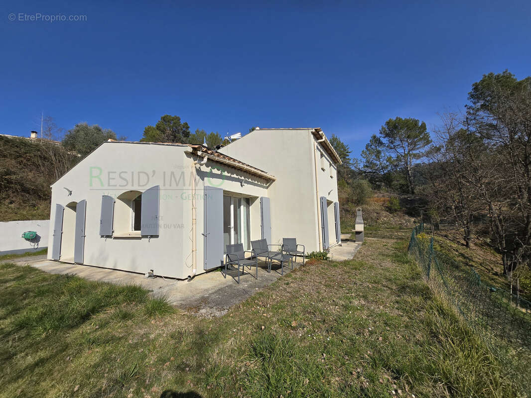 Maison à PIERREFEU