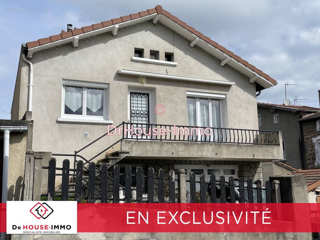 Maison à FRAISSES