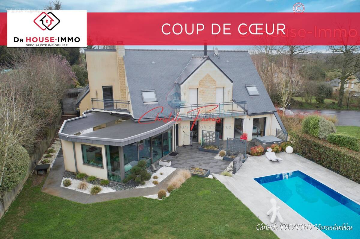 Maison à FOUGERES