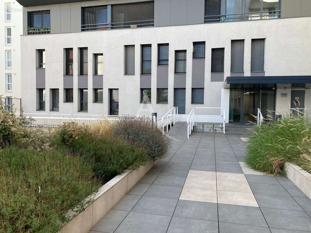 Appartement à SURESNES