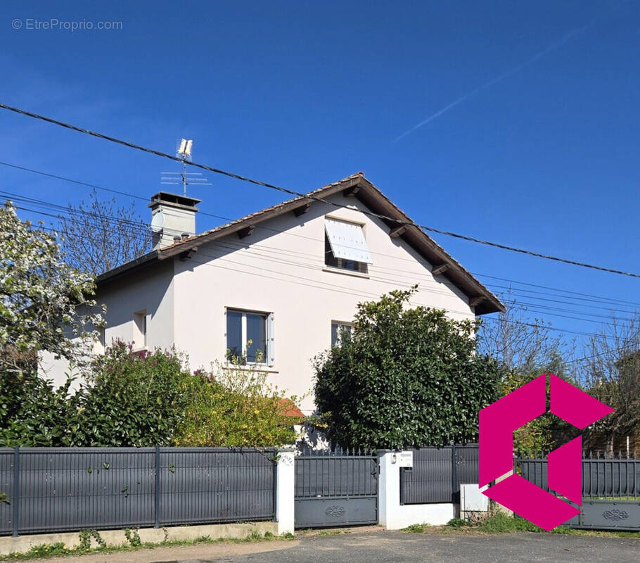 Maison à MONTBRISON