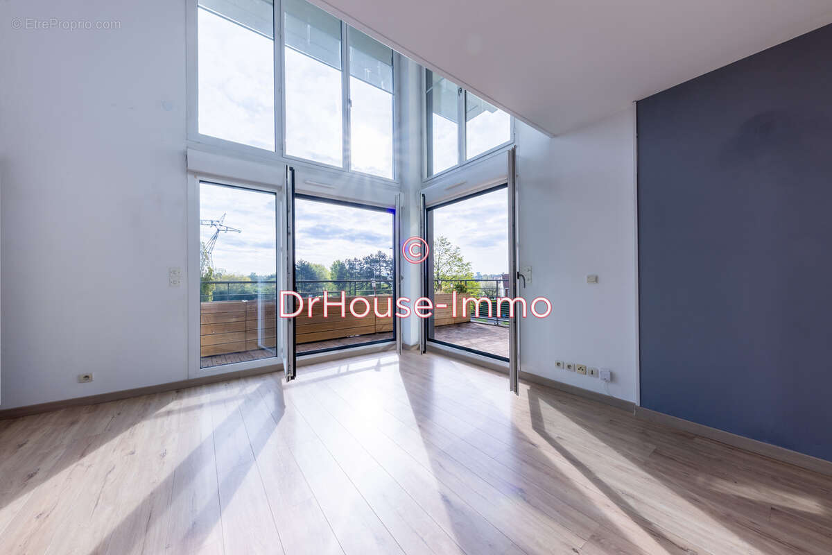 Appartement à ELANCOURT