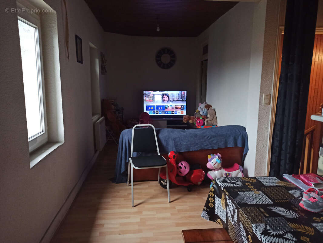 Appartement à SOUAL