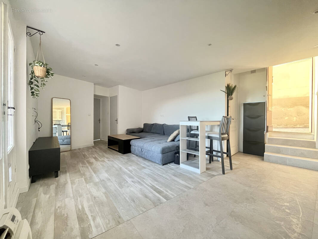 Appartement à PIERREFEU-DU-VAR