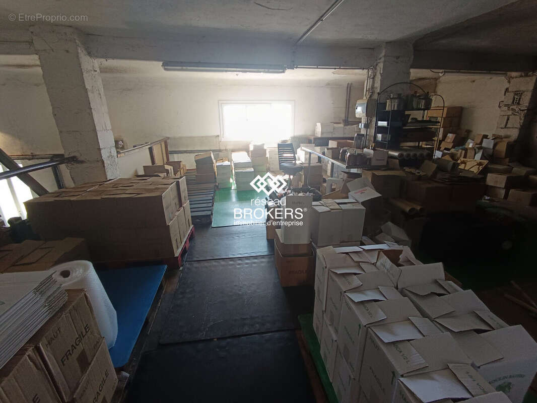 Commerce à SPERACEDES