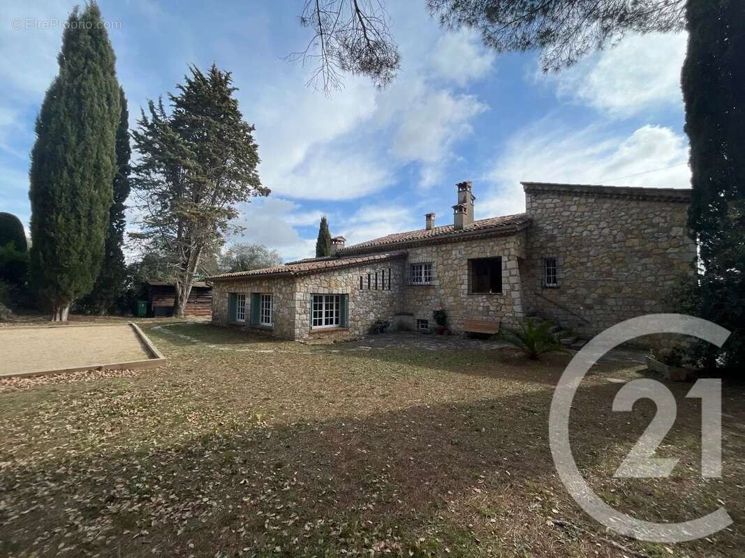 Maison à LE ROURET