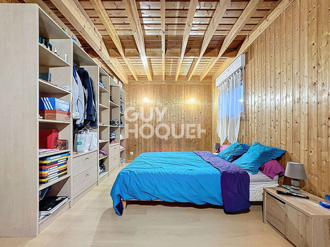 Maison à MOULT