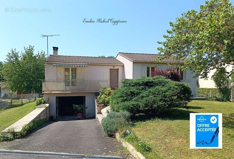 Maison à GARAT
