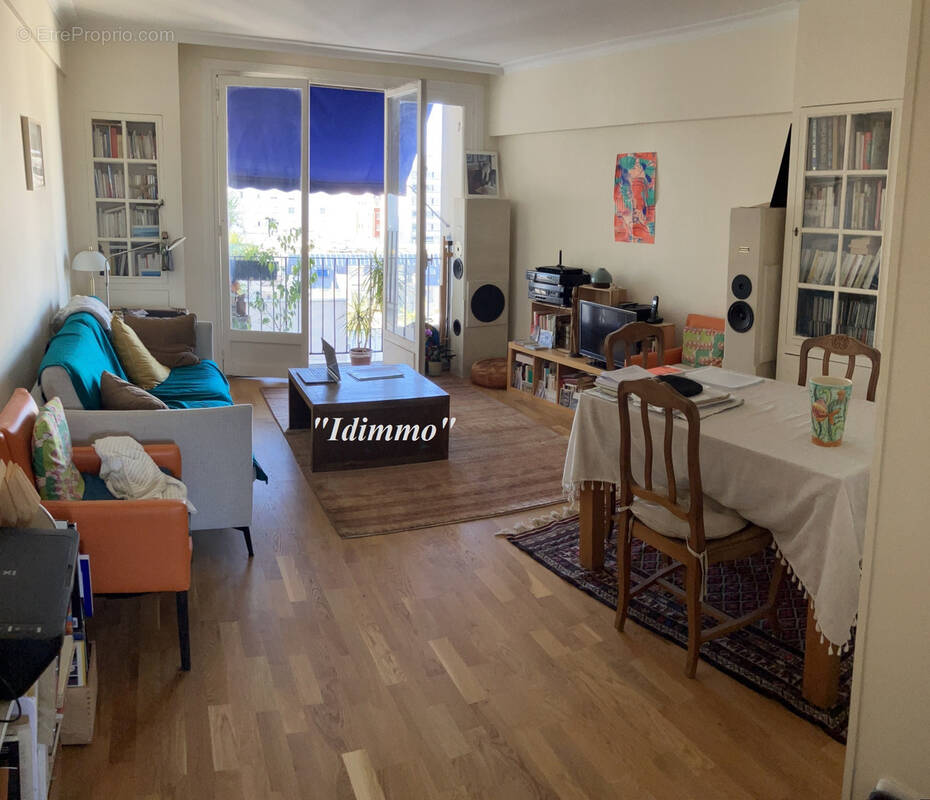 Appartement à PARIS-20E