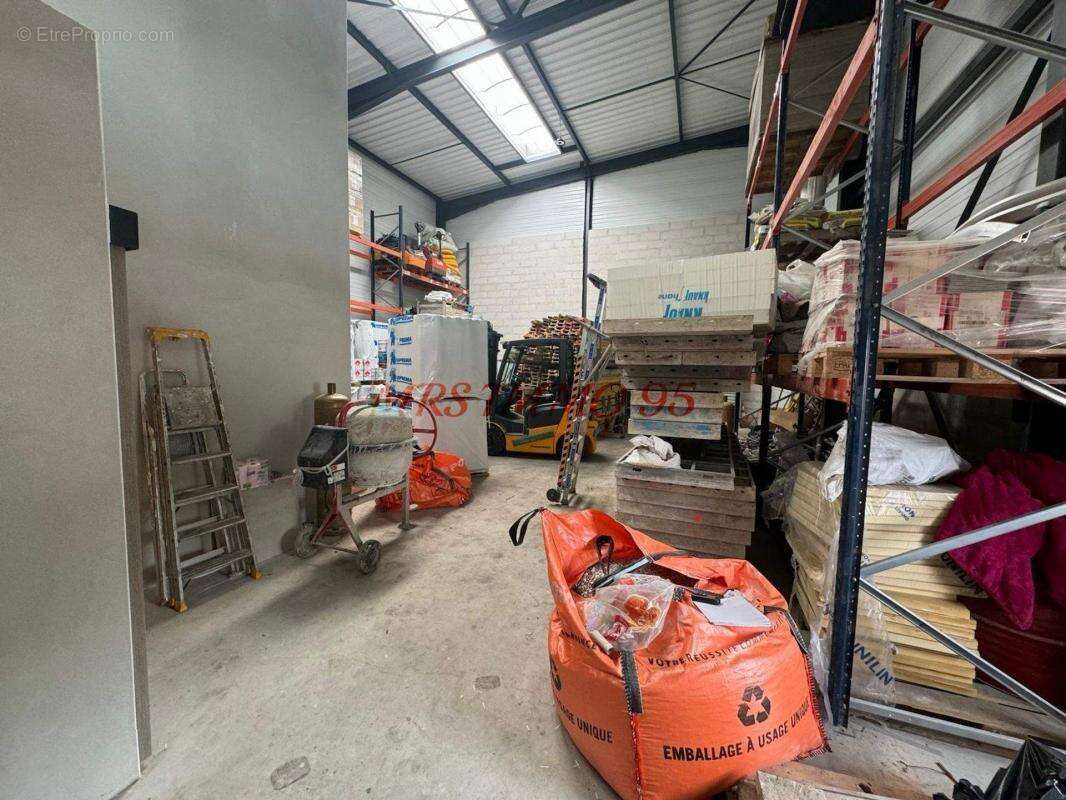 Commerce à ANDILLY