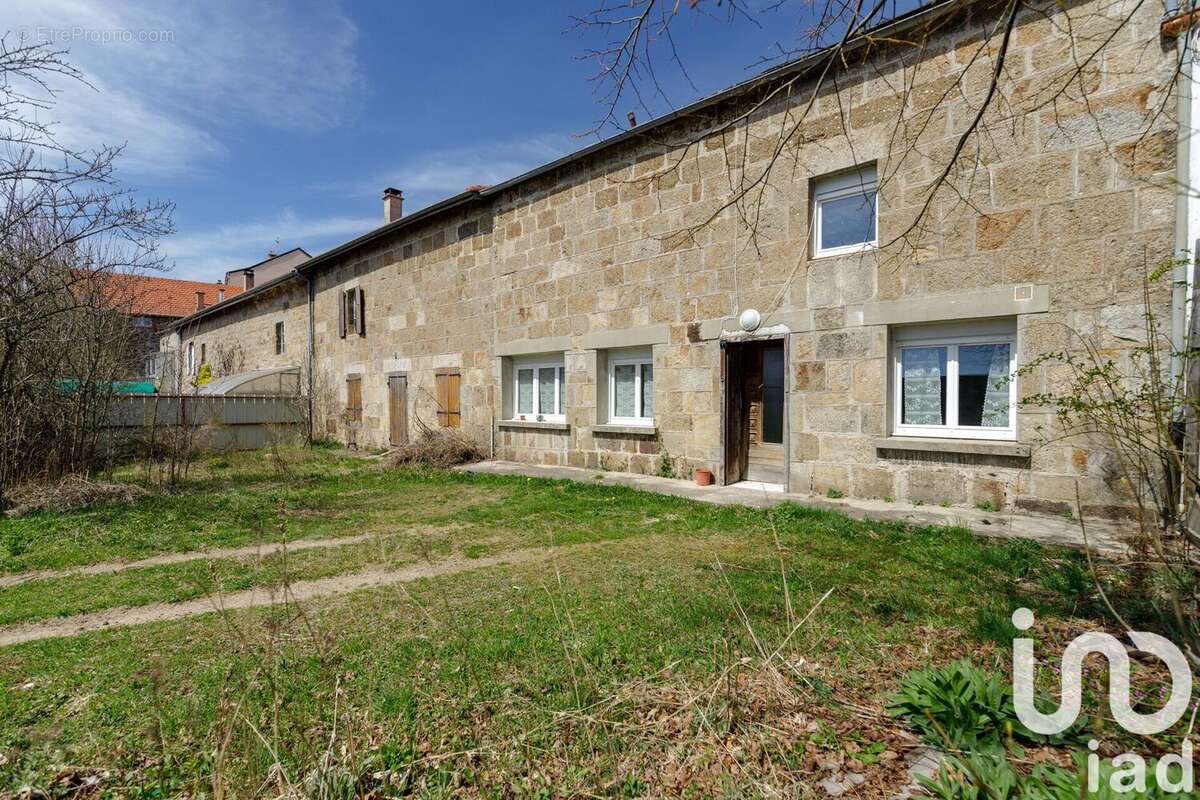 Photo 2 - Maison à SAINT-AGREVE