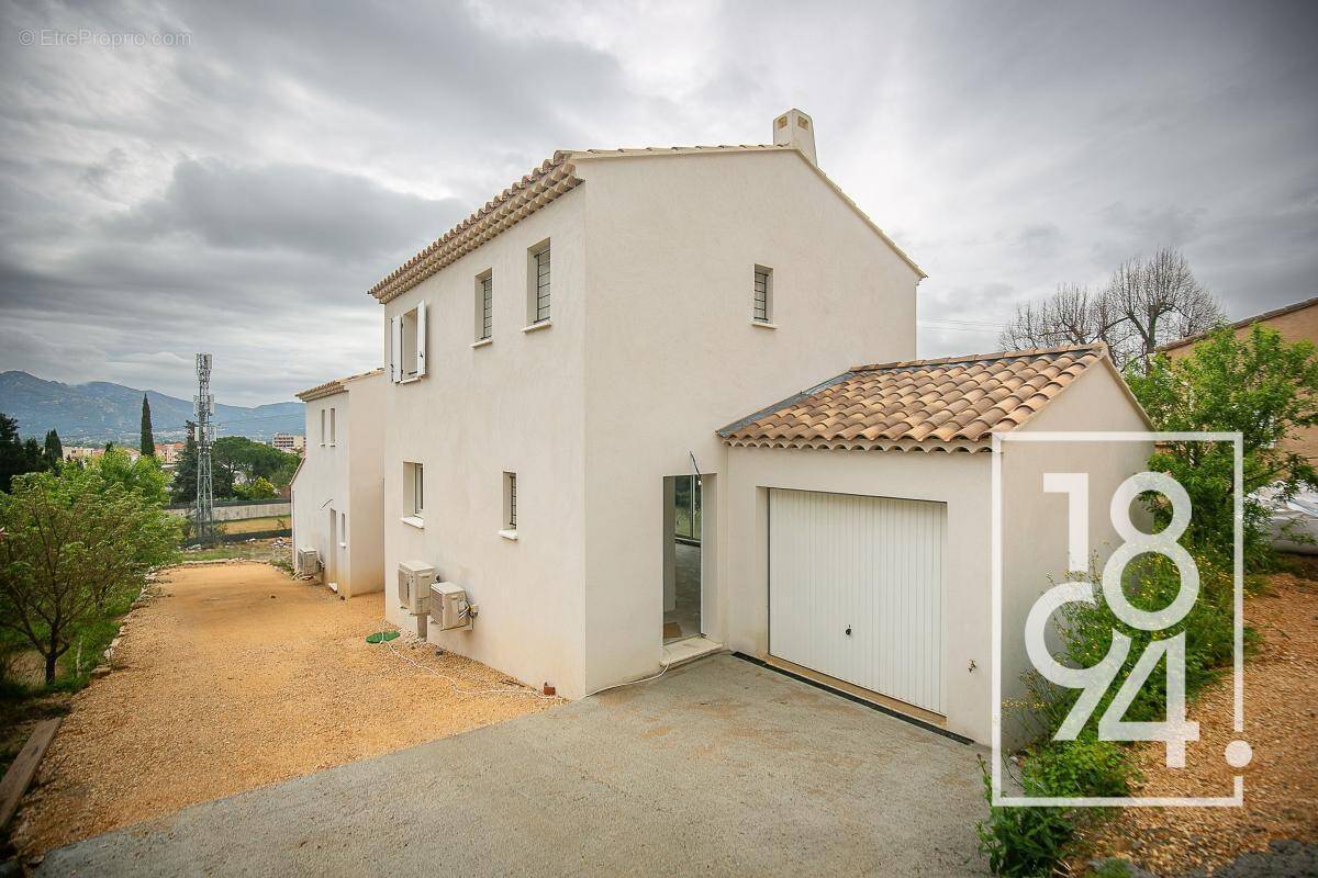 Maison à AUBAGNE