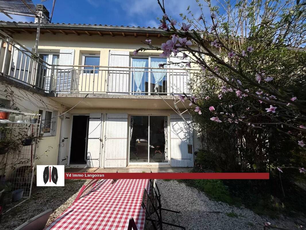 Maison à LANGOIRAN