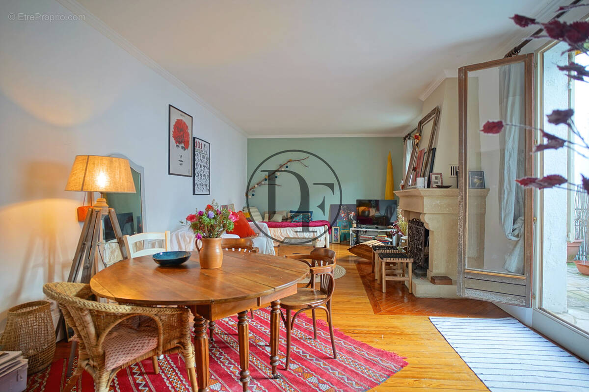 Appartement à FONTAINEBLEAU