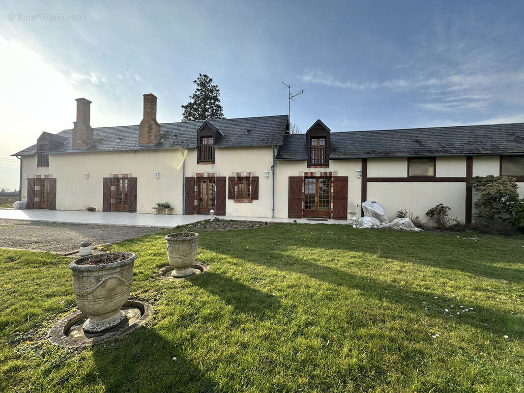 Maison à SAINT-DENIS-EN-VAL