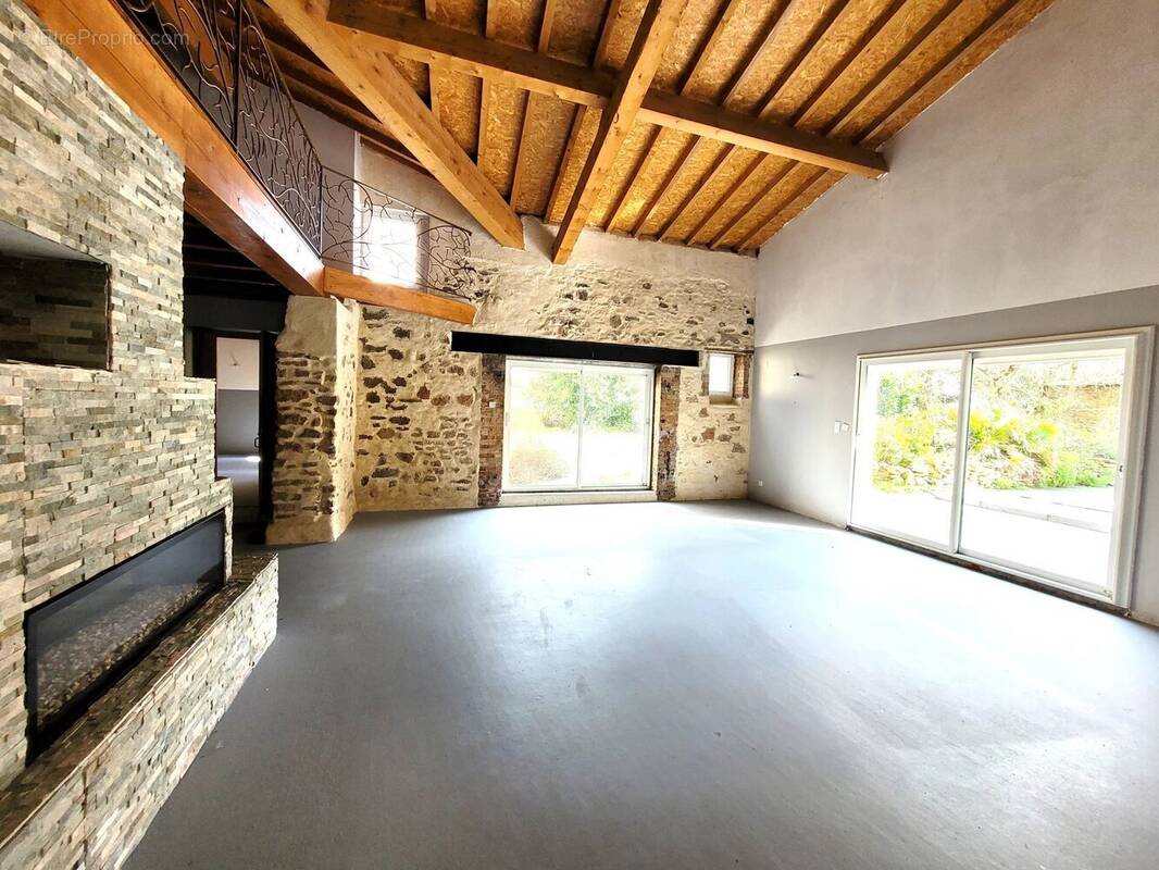 Maison à SAINT-FELIX-LAURAGAIS