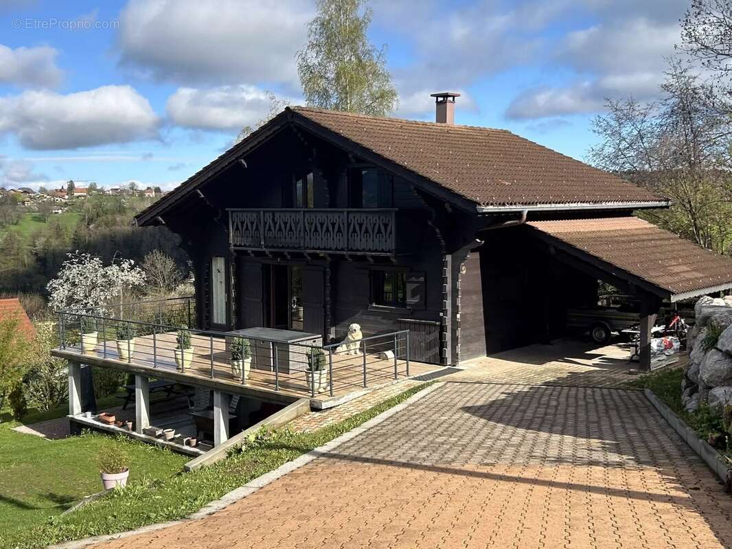 Maison à CHEVENOZ