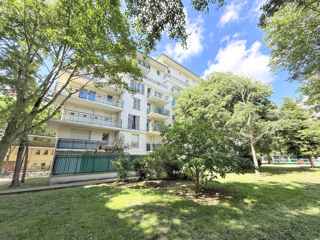 Appartement à RUEIL-MALMAISON