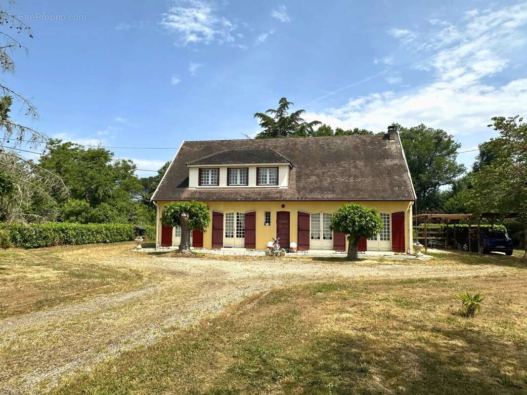 Maison à MONTPON-MENESTEROL
