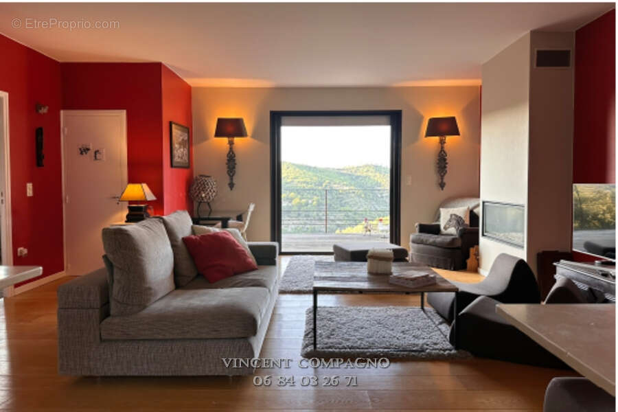 Maison à ESPARRON-DE-VERDON
