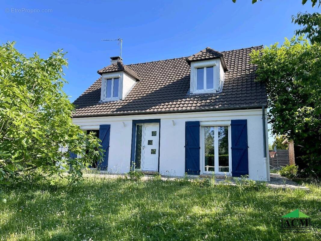 Maison à MERIEL