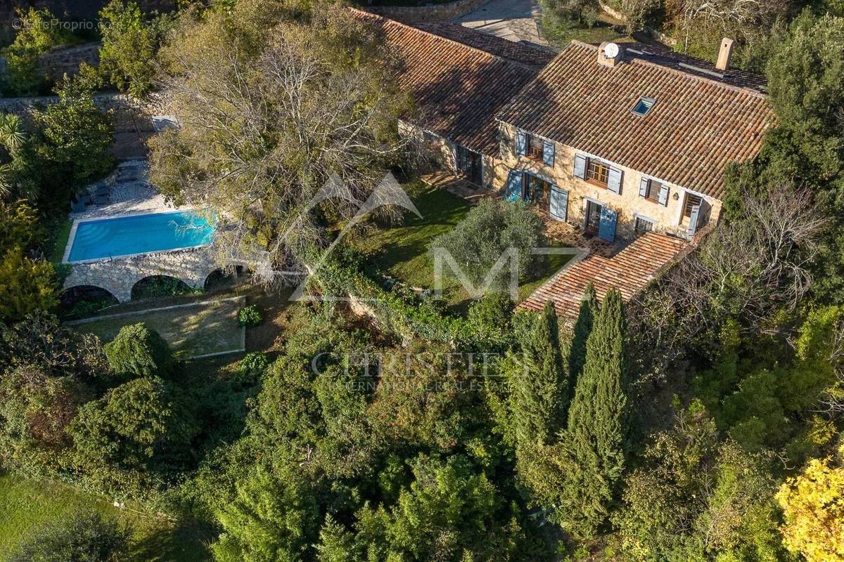 Maison à FAYENCE