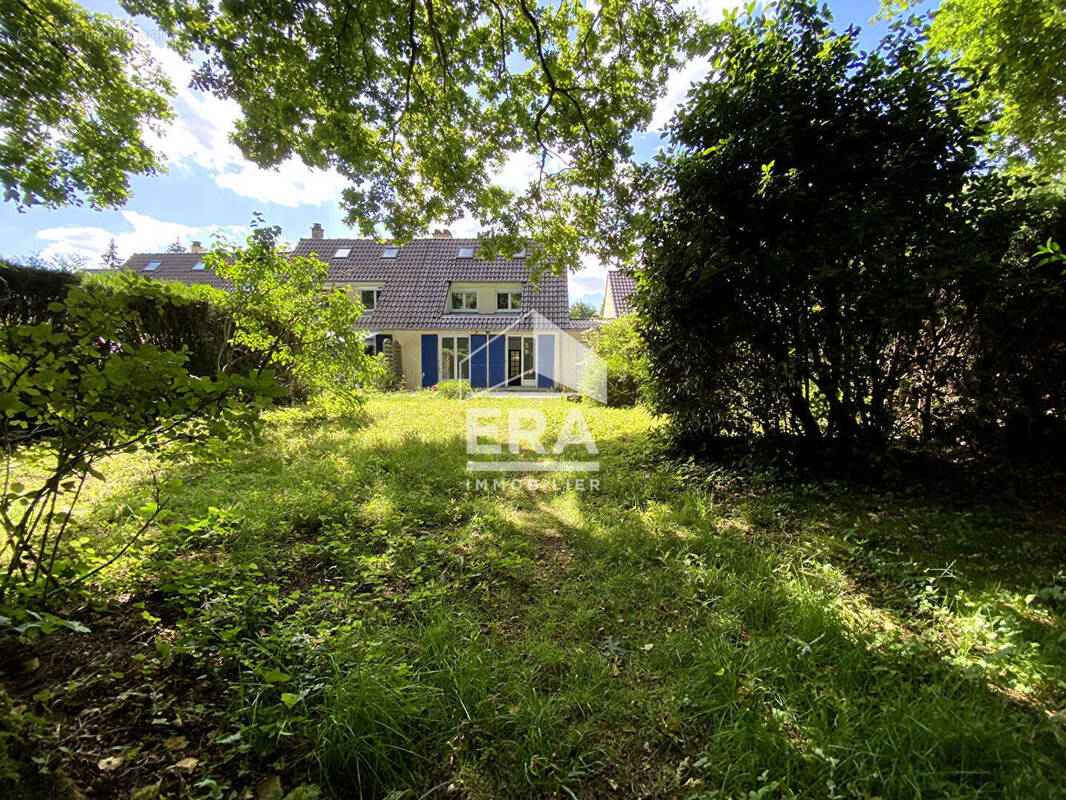 Maison à SAINT-FARGEAU-PONTHIERRY