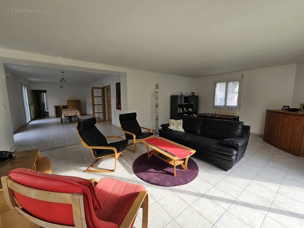 Maison à VERN-SUR-SEICHE