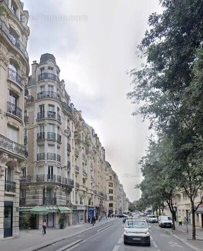Commerce à PARIS-3E