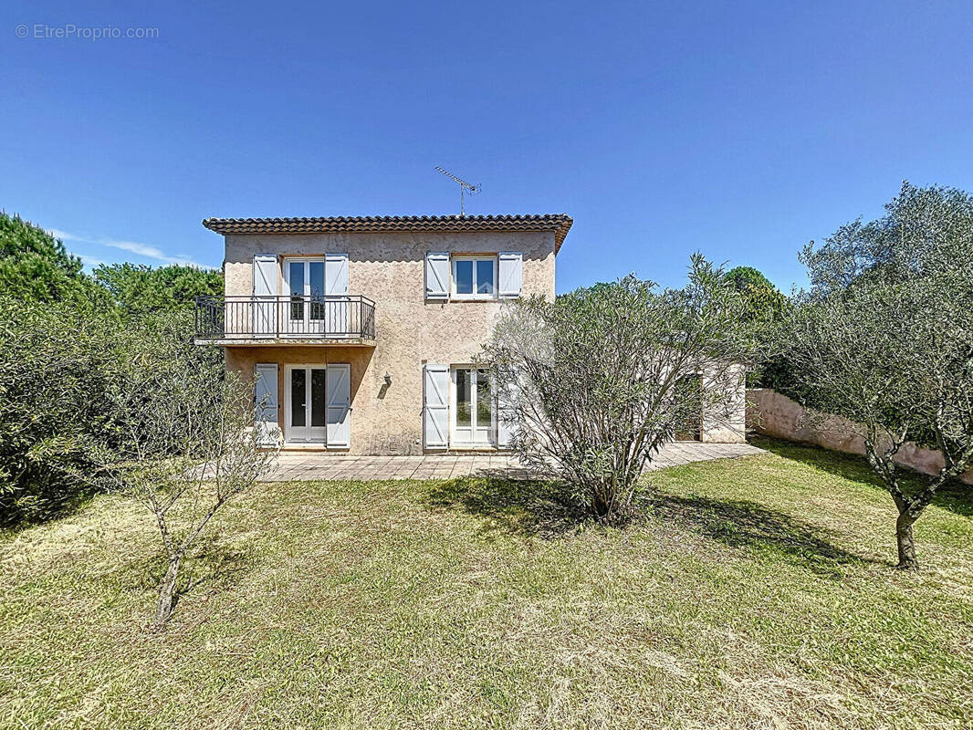 Maison à MOUANS-SARTOUX